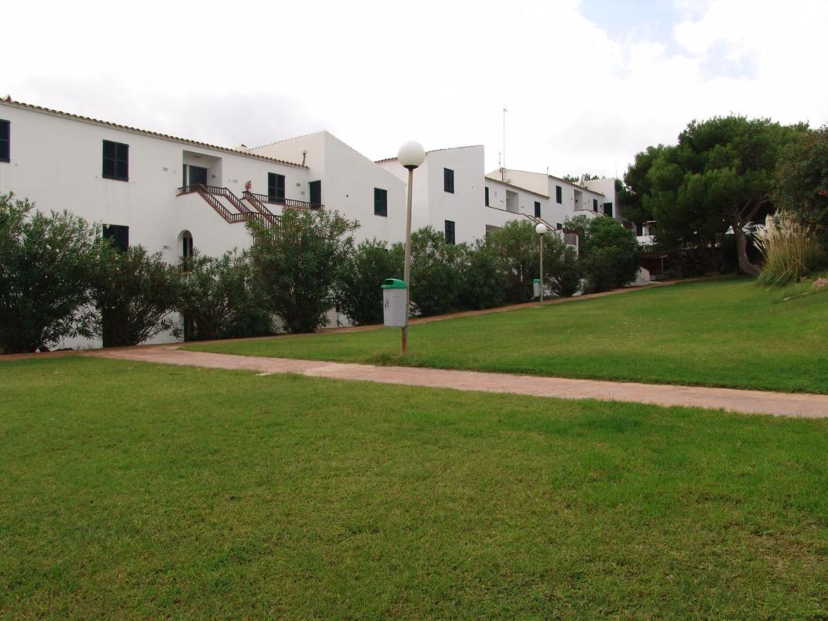 Apartamentos Sol Isla Arenal d'en Castell Luaran gambar