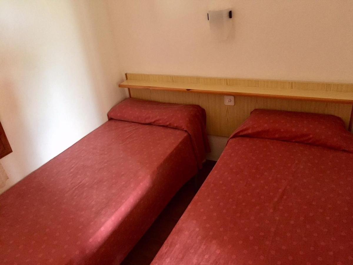 Apartamentos Sol Isla Arenal d'en Castell Luaran gambar
