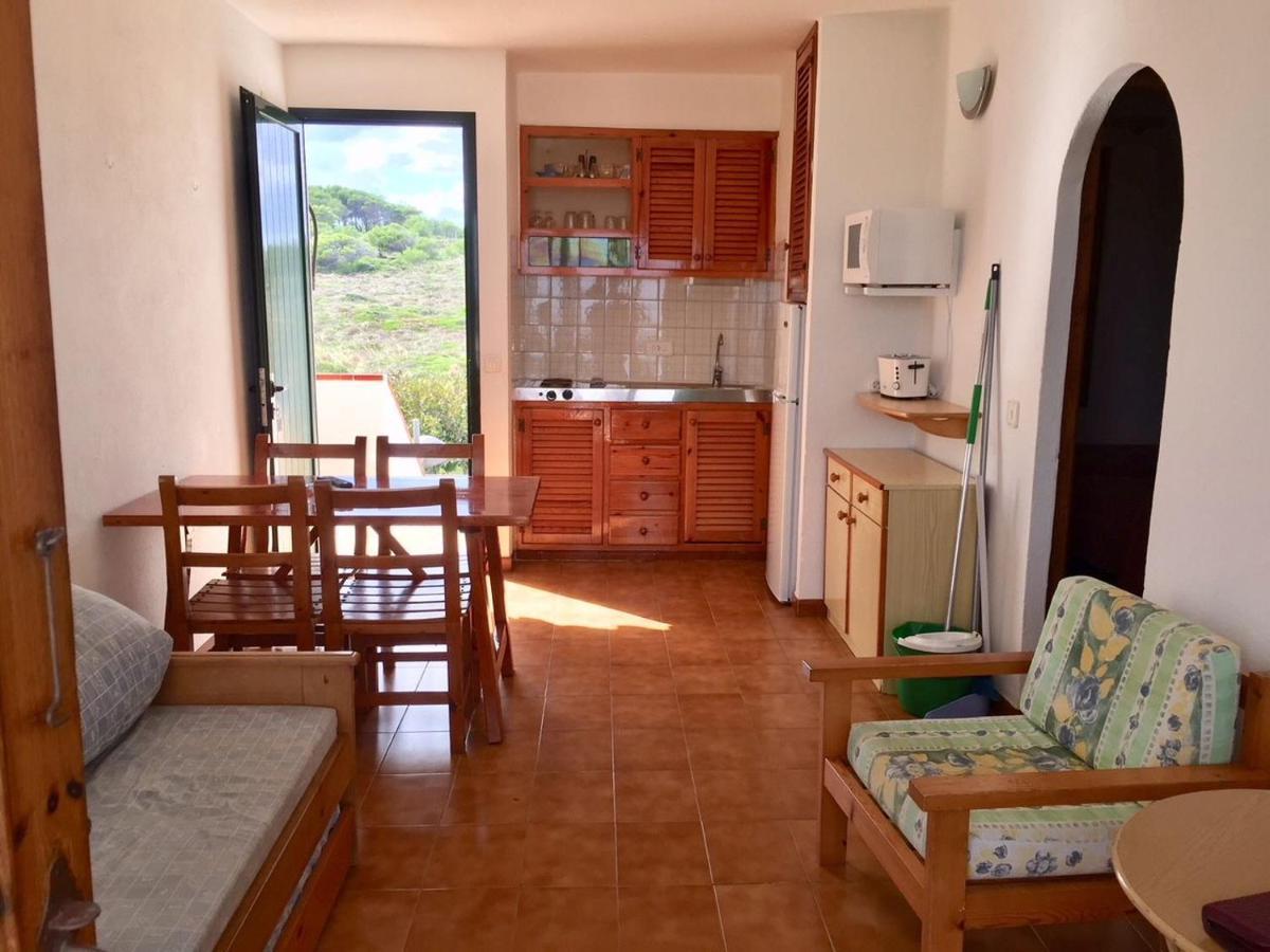 Apartamentos Sol Isla Arenal d'en Castell Luaran gambar