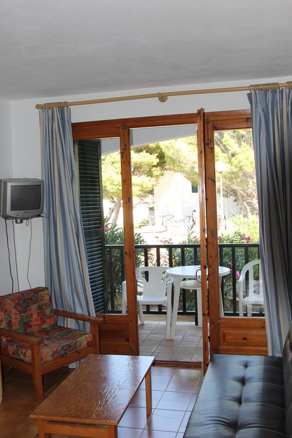 Apartamentos Sol Isla Arenal d'en Castell Luaran gambar