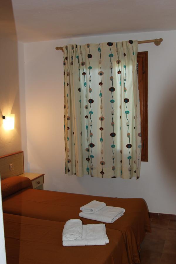 Apartamentos Sol Isla Arenal d'en Castell Luaran gambar